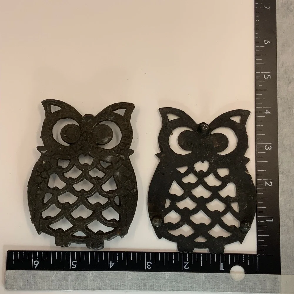 Vintage Unbranded Owl Trivet Set Cast Iron Black 5.5x4in